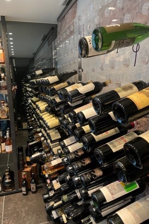 ARCHI Solo -  Modern und Ästhetisch. Weinkeller mit transparenten ARCHIVINO Elementen